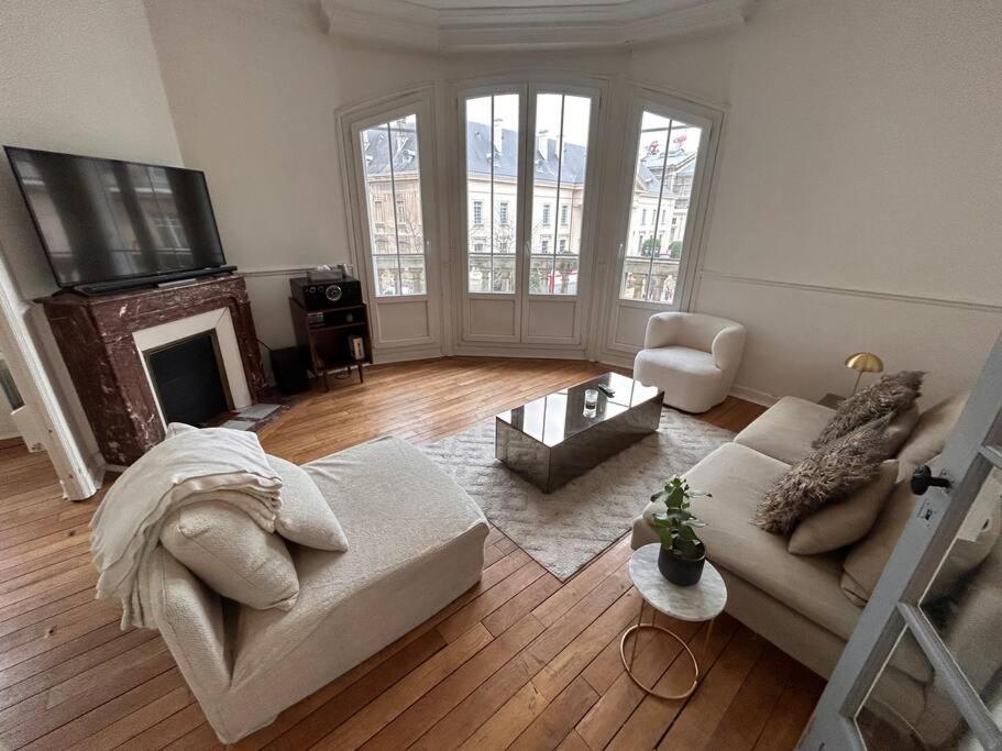 * Le Cathedrale * Apartment Reims Bagian luar foto